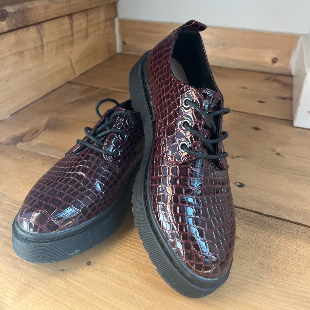 TOPSHOP - Burgundy women’s platform brogues